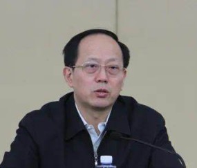 米兰体育app-苟仲文被公诉 以受贿罪滥用职权罪追究其刑事责任